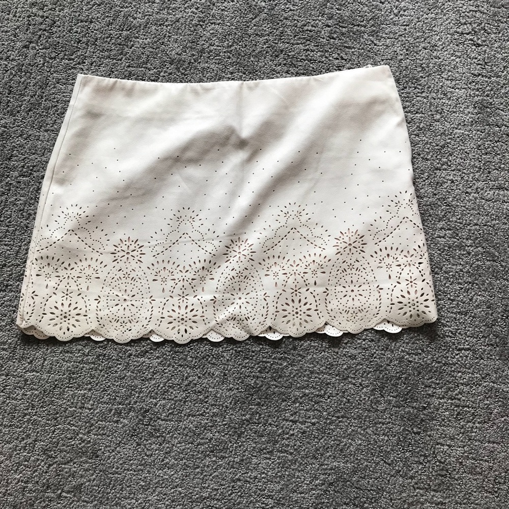 XXI scalloped skirt
